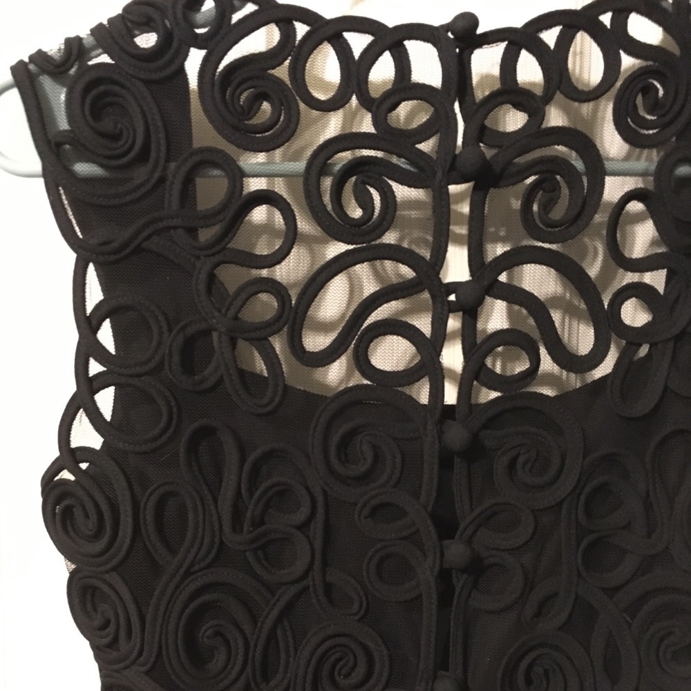 Ann Taylor vintage 90s little black dress w/ intricate back detail sz 6 - Picture 3 of 11